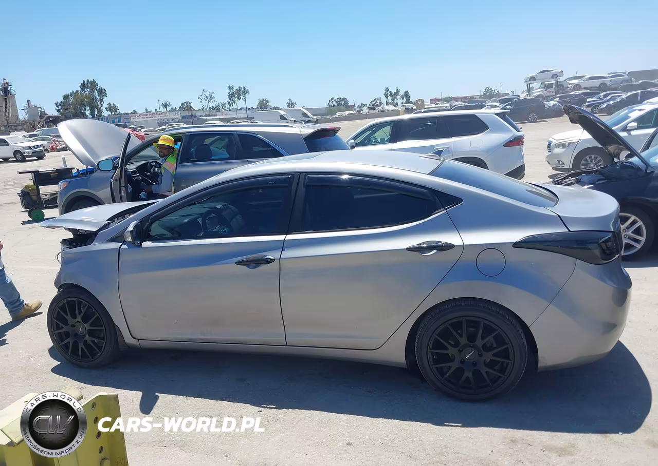 2013 Hyundai Elantra Limited VIN:KMHDH4AE6DU502324 - 14