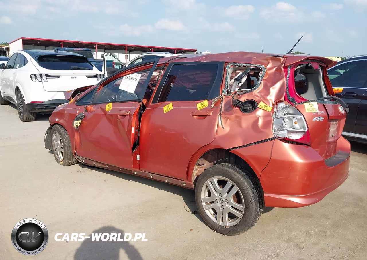 2007 Honda Fit Sport VIN:JHMGD38607S017892 - 3
