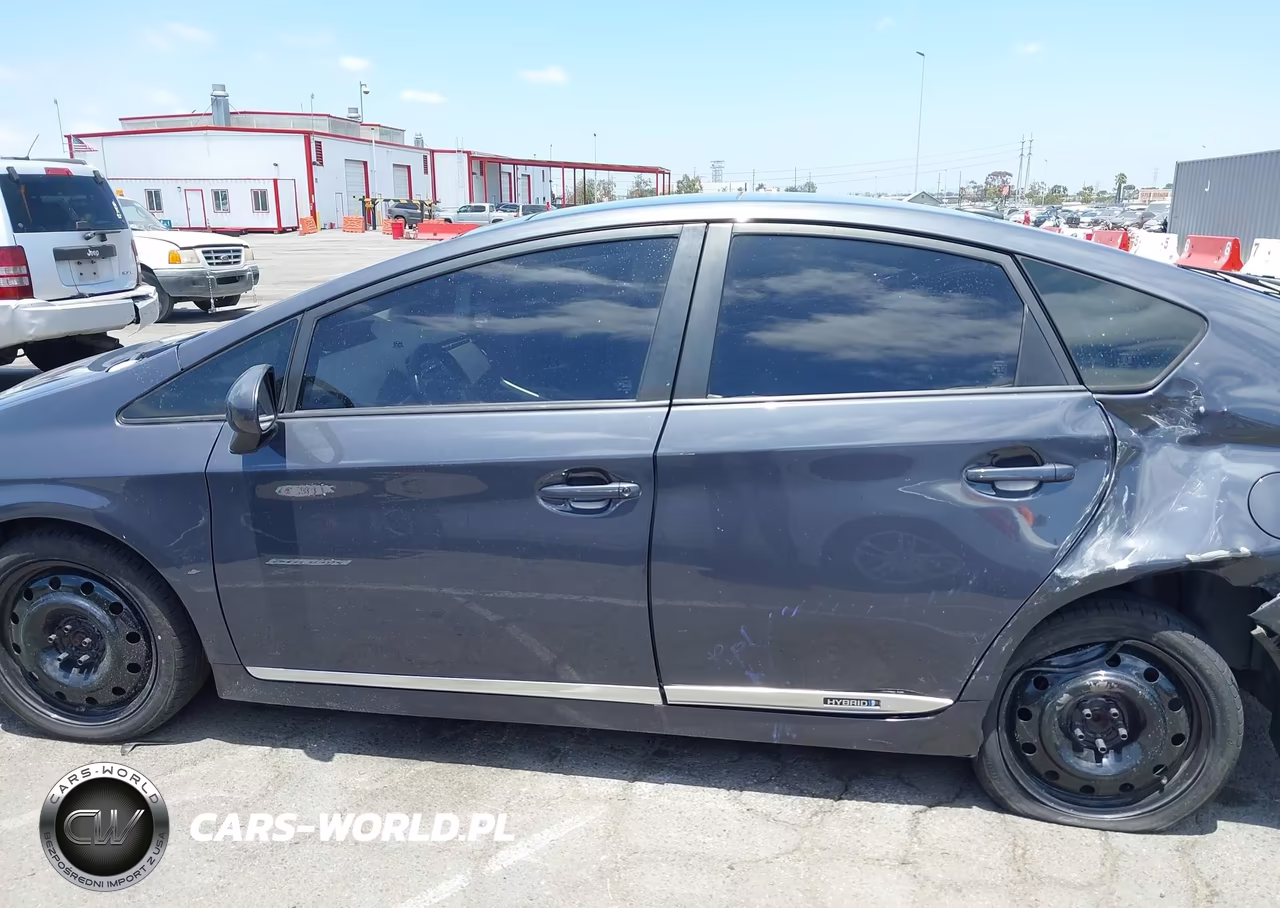 2011 Toyota Prius Four VIN:JTDKN3DU7B1365720 - 14