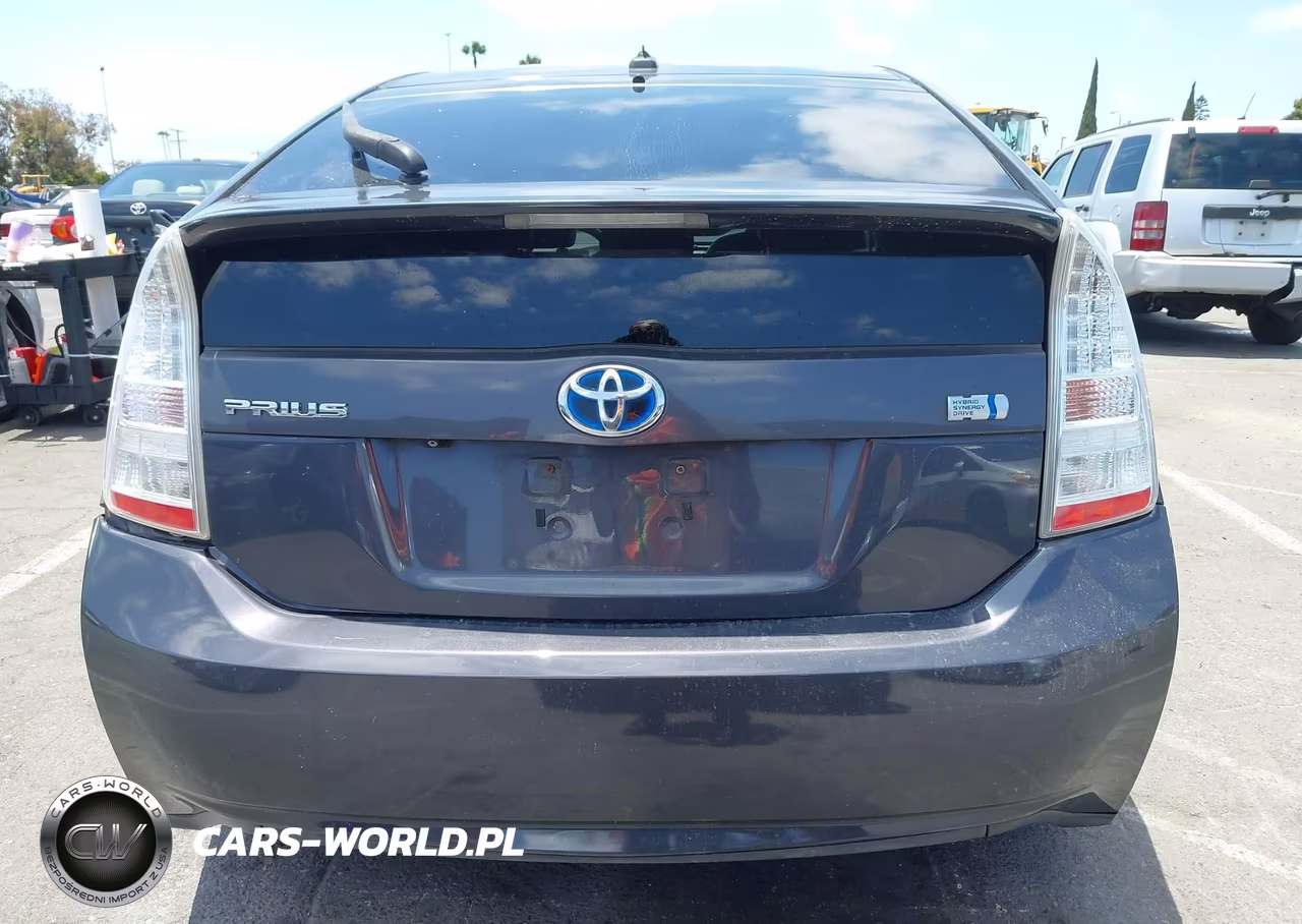 2011 Toyota Prius Four VIN:JTDKN3DU7B1365720 - 16