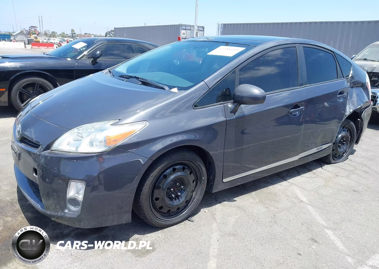 2011 Toyota Prius Four VIN:JTDKN3DU7B1365720 - 2