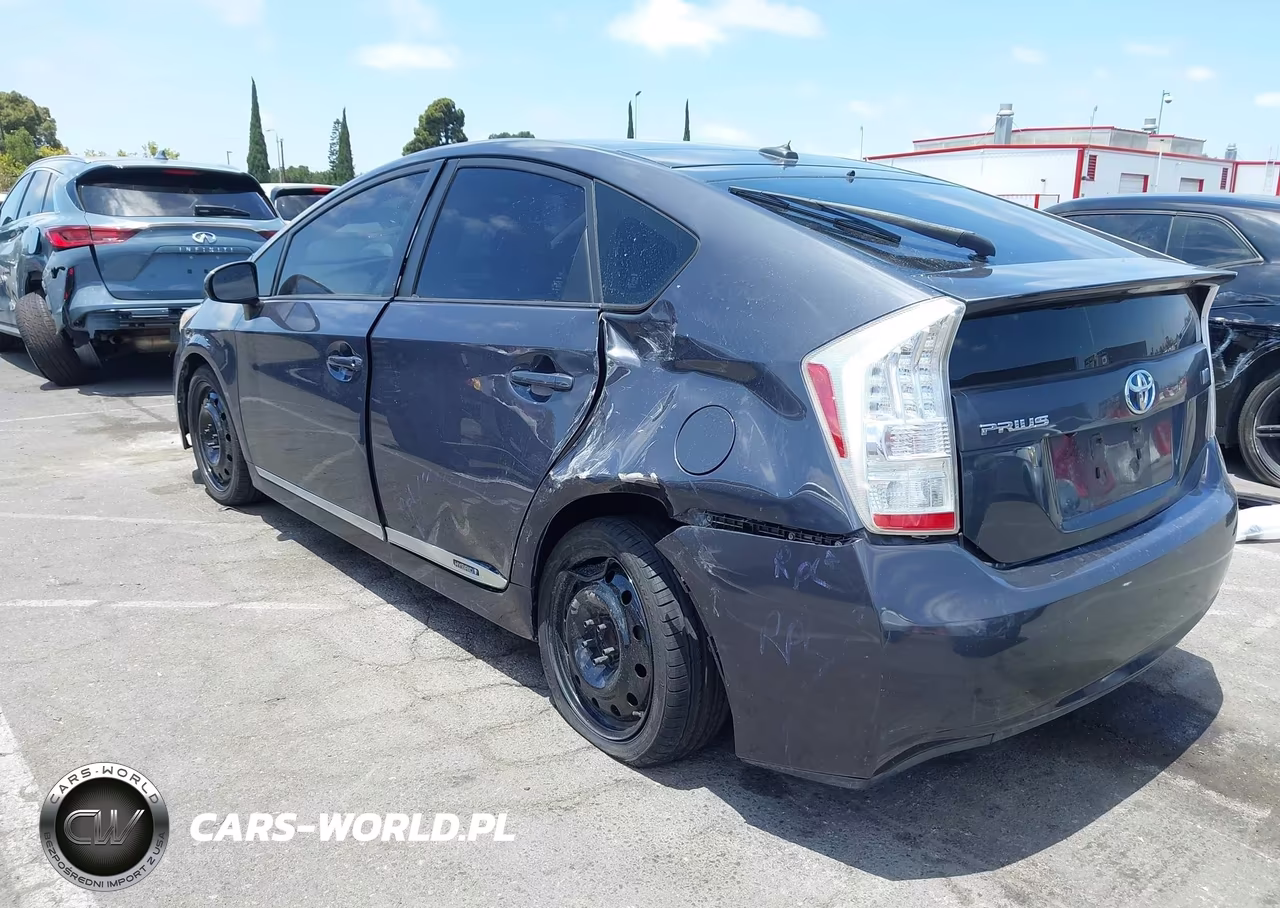 2011 Toyota Prius Four VIN:JTDKN3DU7B1365720 - 3