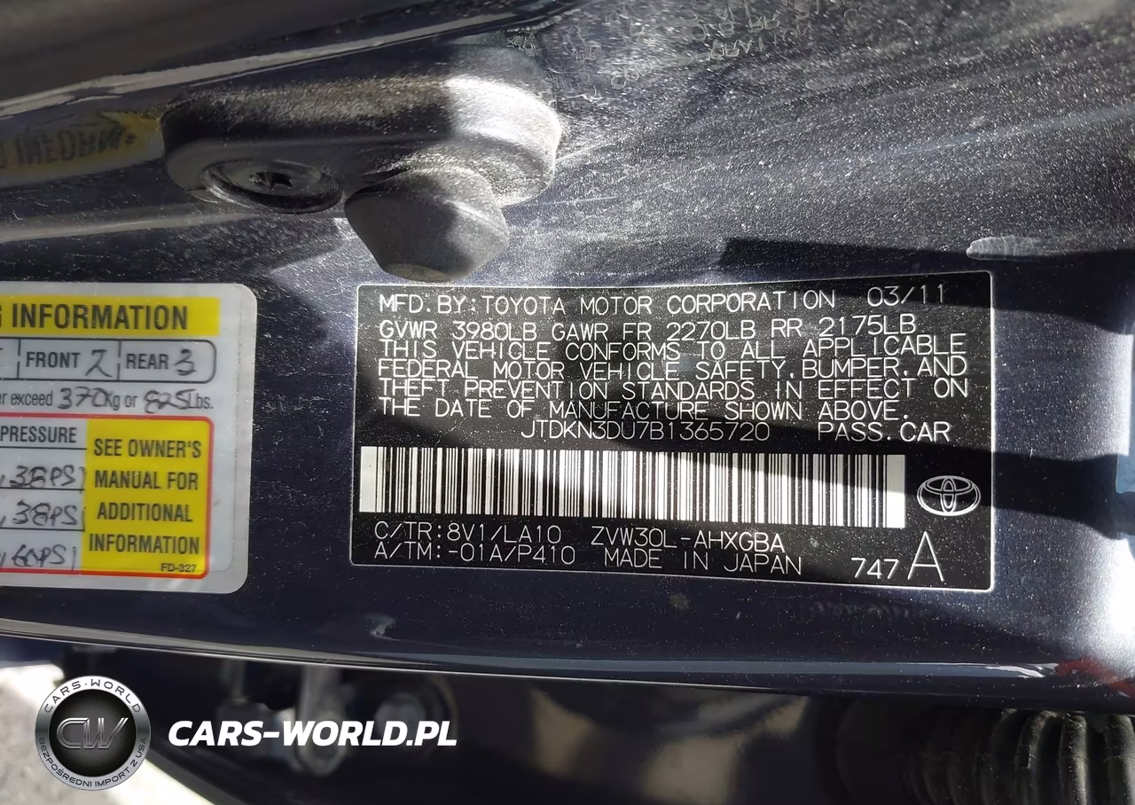 2011 Toyota Prius Four VIN:JTDKN3DU7B1365720 - 9