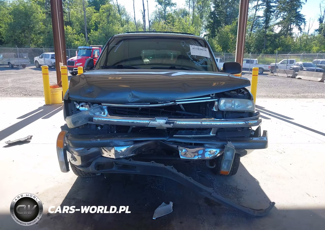 2000 Chevrolet Suburban 1500 Ls VIN:3GNFK16TXYG213452 - 11