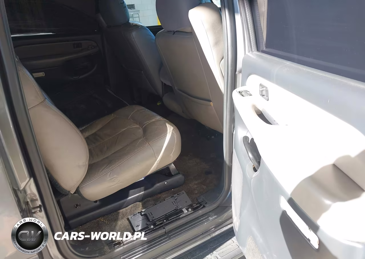 2000 Chevrolet Suburban 1500 Ls VIN:3GNFK16TXYG213452 - 8