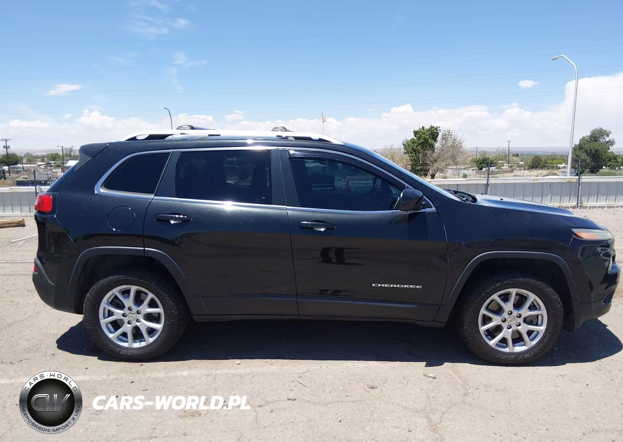 2015 Jeep Cherokee Latitude VIN:1C4PJMCB0FW788526 - 13