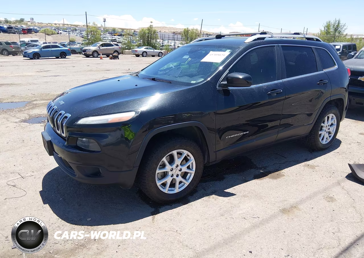 2015 Jeep Cherokee Latitude VIN:1C4PJMCB0FW788526 - 2