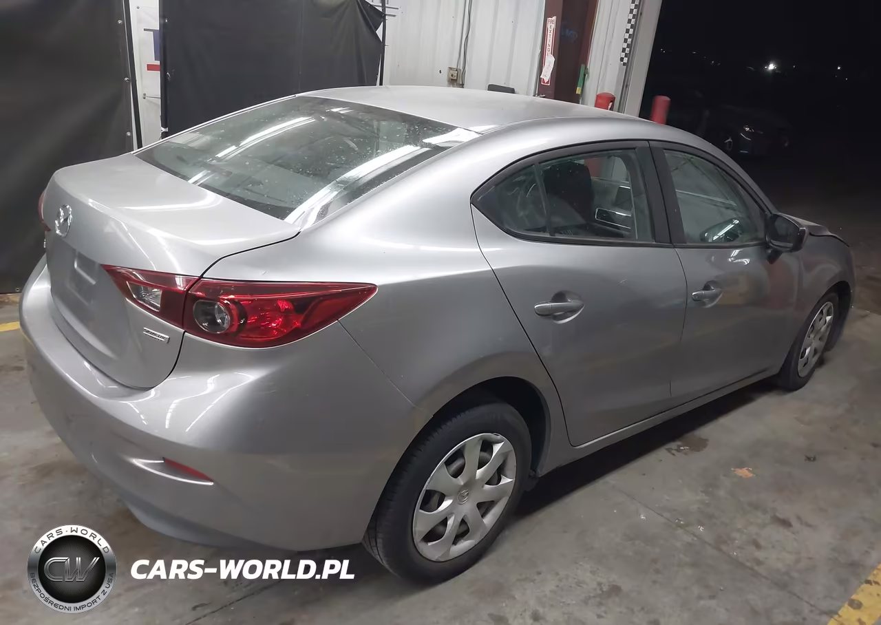 2015 Mazda Mazda3 I Sport VIN:3MZBM1U74FM174036 - 4
