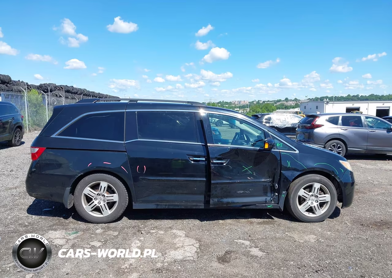 2012 Honda Odyssey Touring-Touring Elite VIN:5FNRL5H93CB053070 - 13
