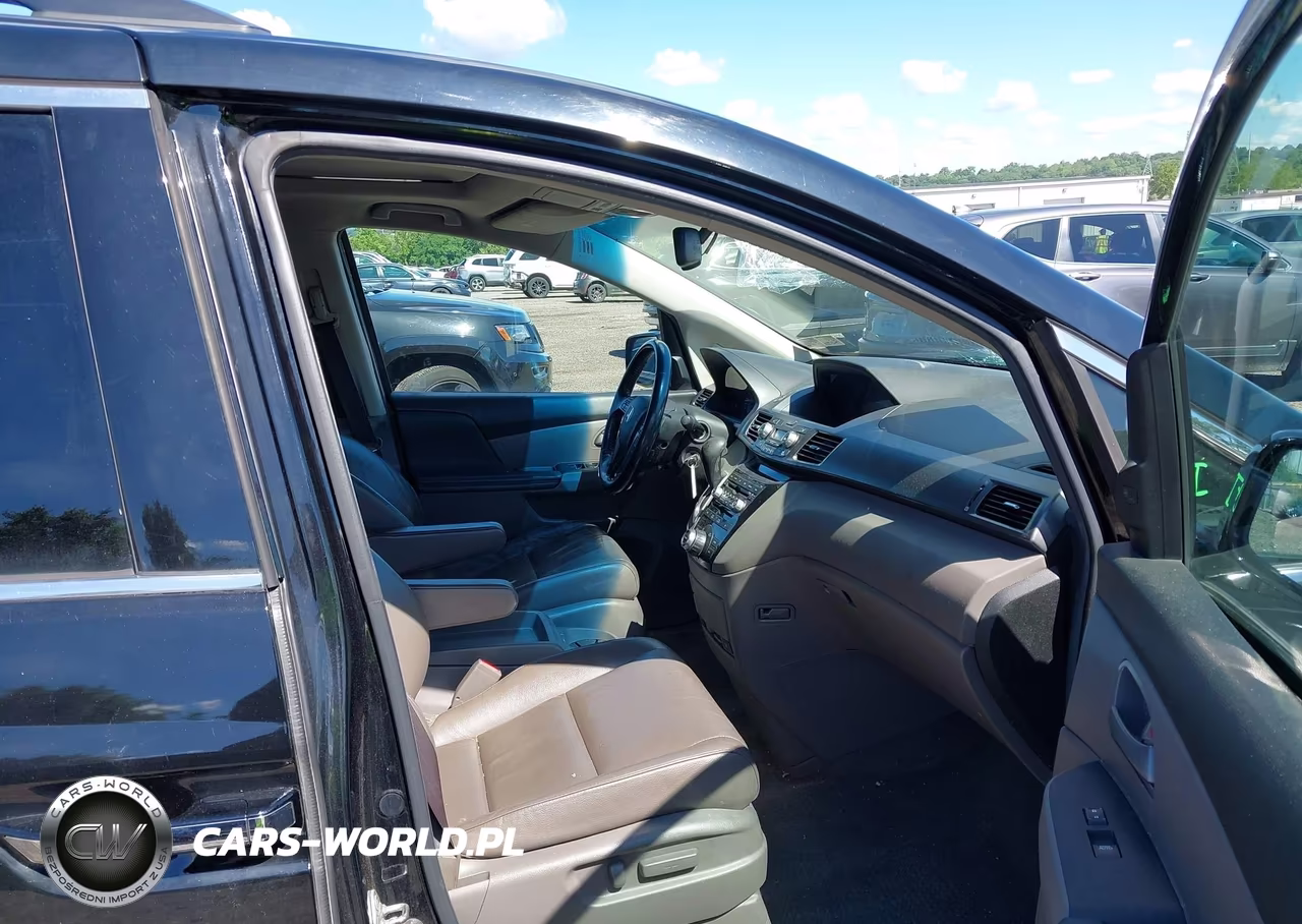 2012 Honda Odyssey Touring-Touring Elite VIN:5FNRL5H93CB053070 - 5
