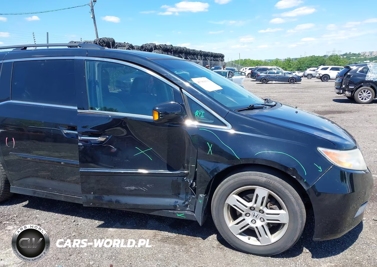 2012 Honda Odyssey Touring-Touring Elite VIN:5FNRL5H93CB053070 - 6