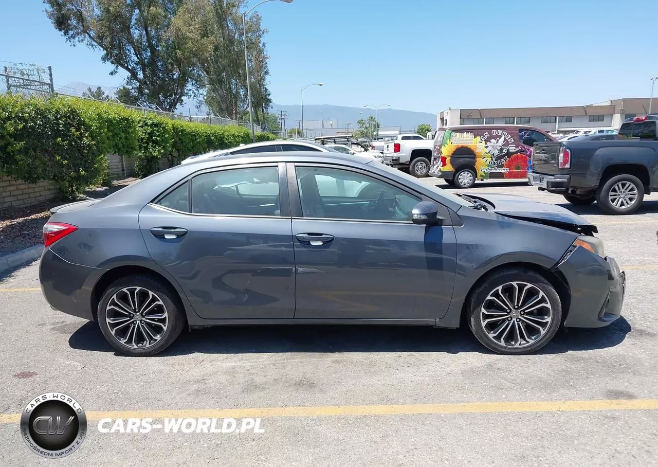 2015 Toyota Corolla S Plus VIN:5YFBURHE6FP265523 - 15