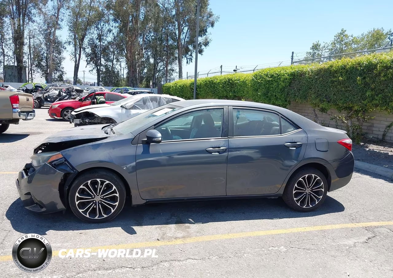 2015 Toyota Corolla S Plus VIN:5YFBURHE6FP265523 - 16