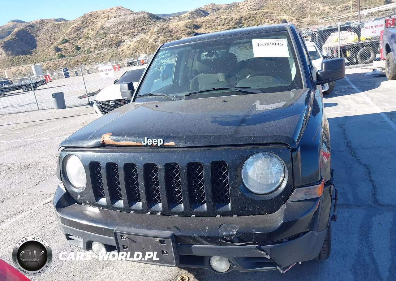 2014 Jeep Patriot Latitude VIN:1C4NJPFB2ED630817 - 12