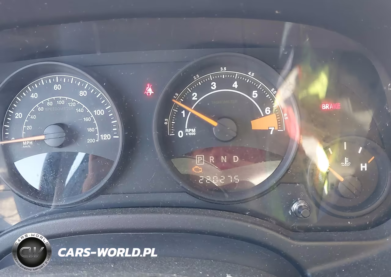 2014 Jeep Patriot Latitude VIN:1C4NJPFB2ED630817 - 7