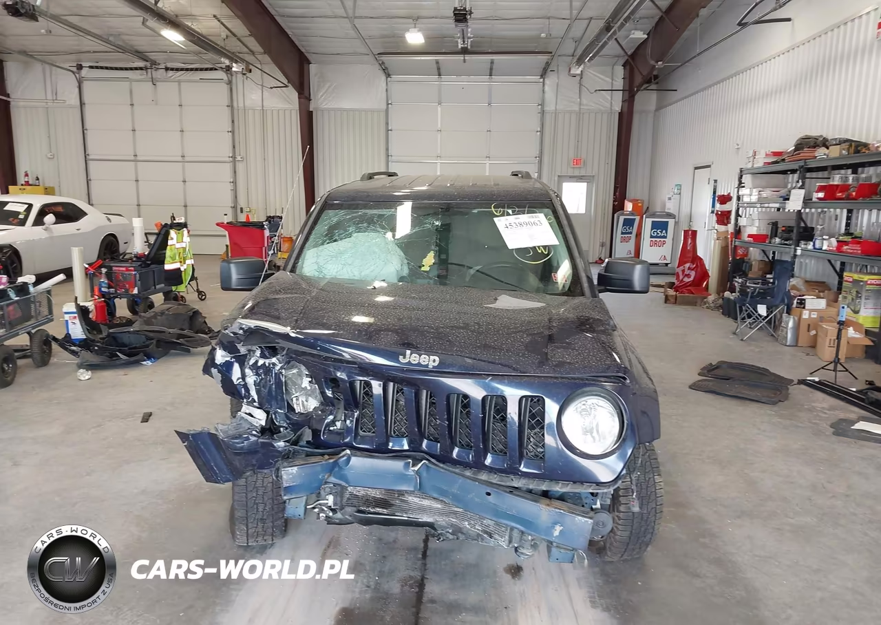 2015 Jeep Patriot Latitude VIN:1C4NJRFB2FD154811 - 13