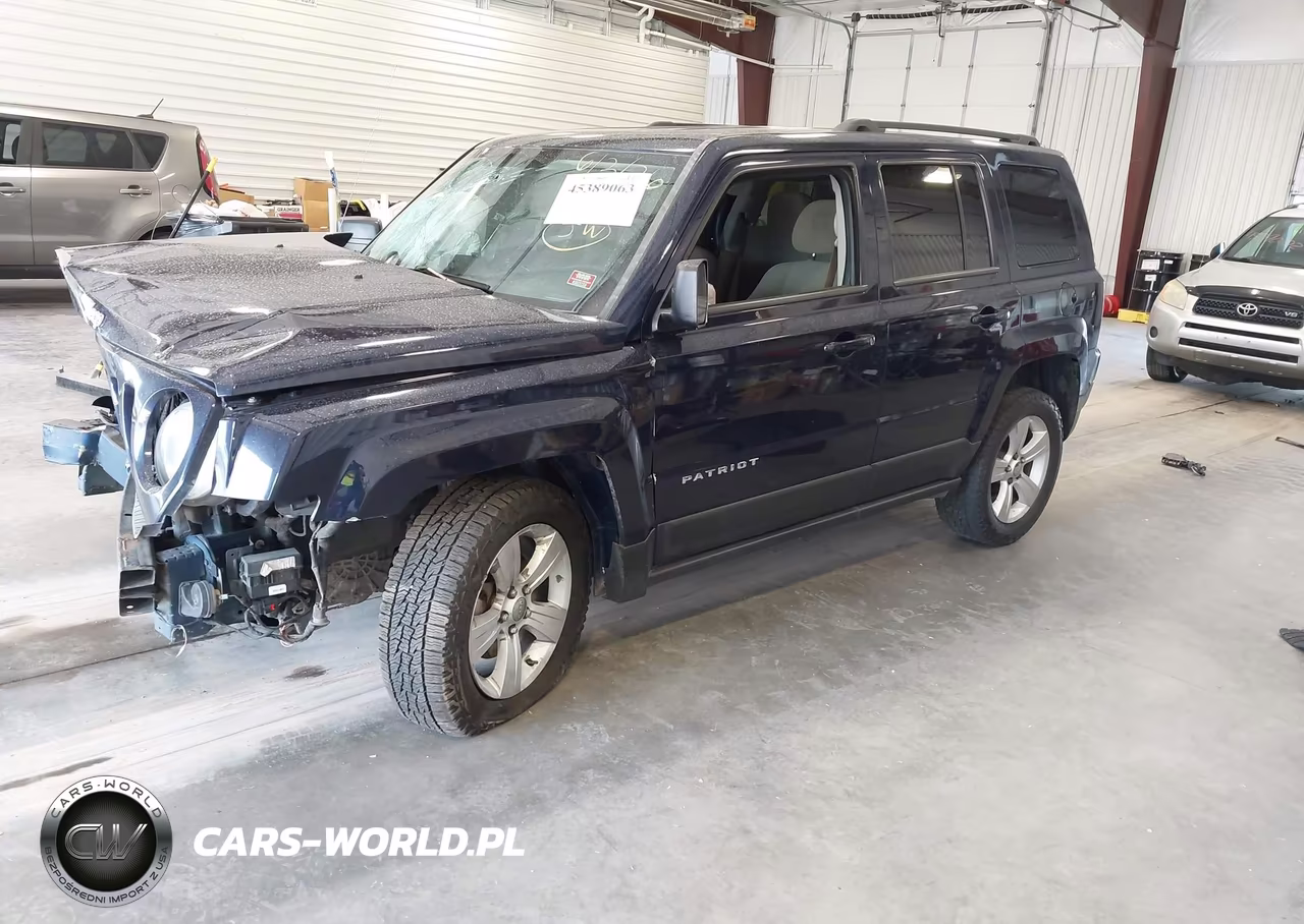 2015 Jeep Patriot Latitude VIN:1C4NJRFB2FD154811 - 2