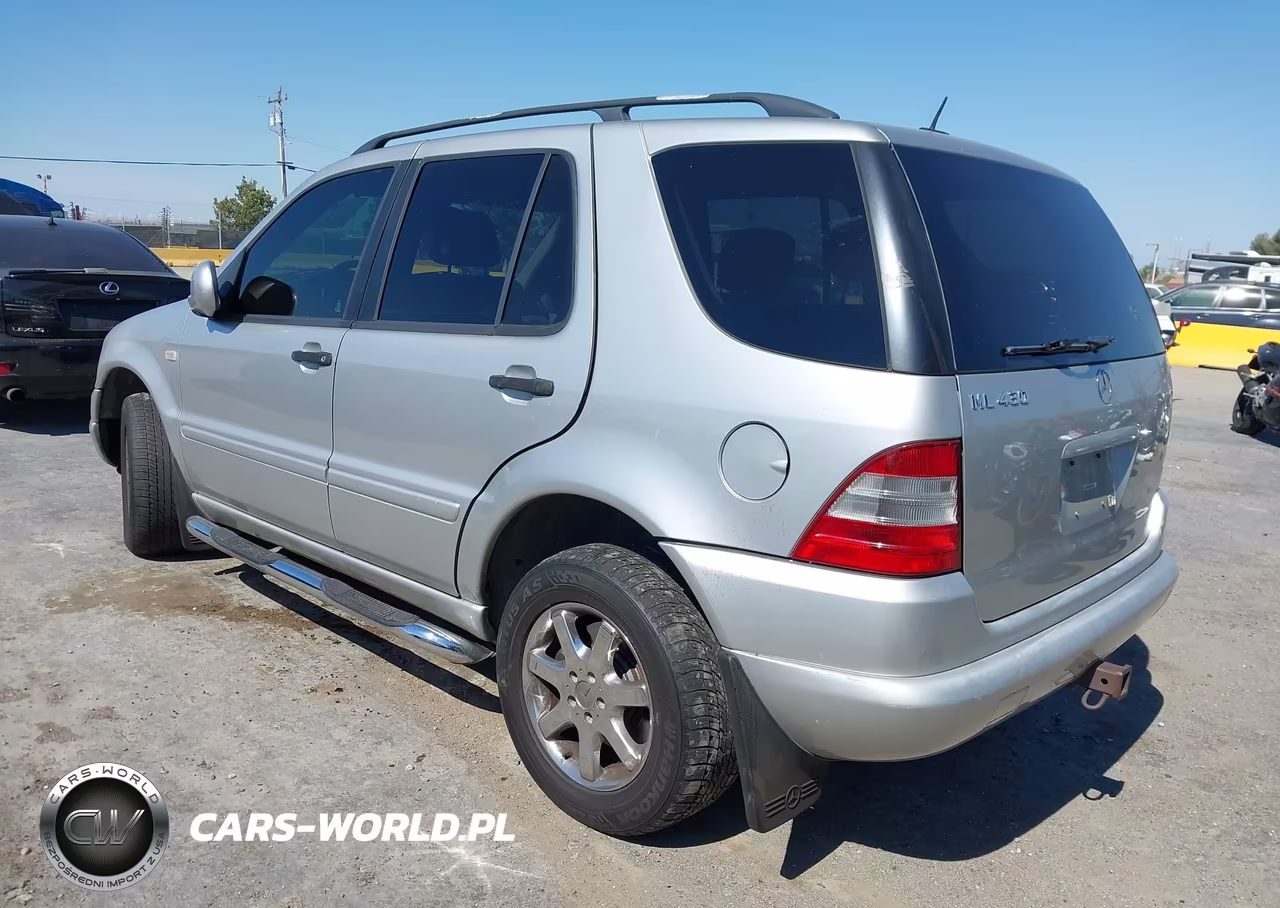 2000 Mercedes-Benz Ml 430 VIN:4JGAB72E4YA167446 - 3