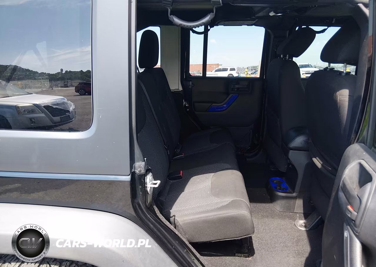 2016 Jeep Wrangler Unlimited Black Bear VIN:1C4BJWDG8GL109265 - 8