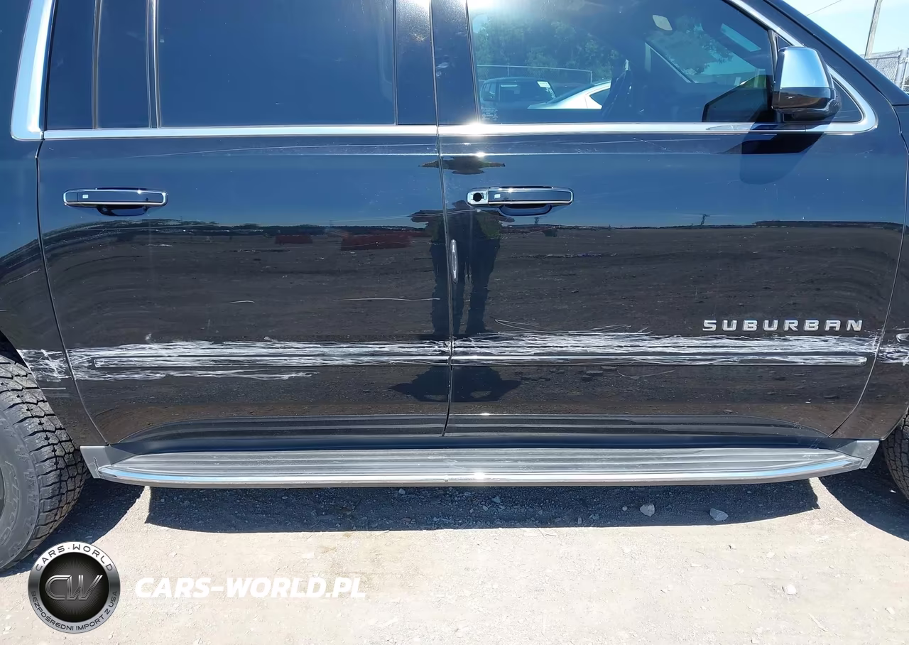 2017 Chevrolet Suburban Premier VIN:1GNSCJKC7HR204080 - 6