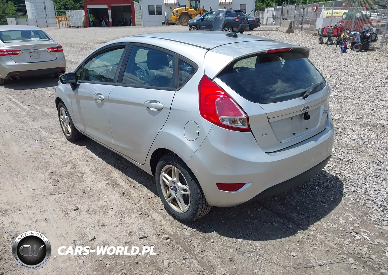 2018 Ford Fiesta Se VIN:3FADP4EJ9JM122138 - 3