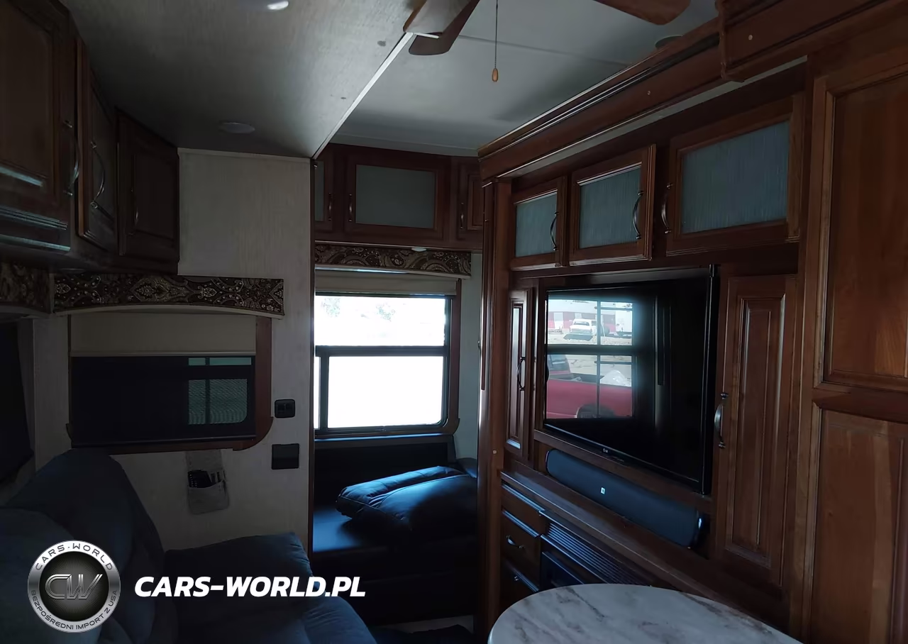 2015 Crossroads Redwood 39Mb VIN:4V0FC3920FR005085 - 8