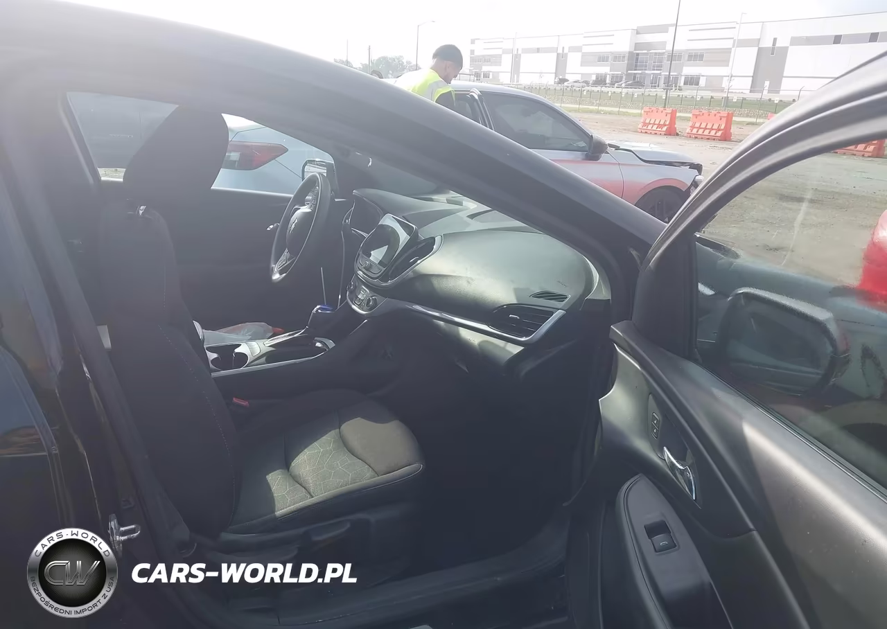 2018 Chevrolet Volt Lt VIN:1G1RC6S55JU151610 - 5
