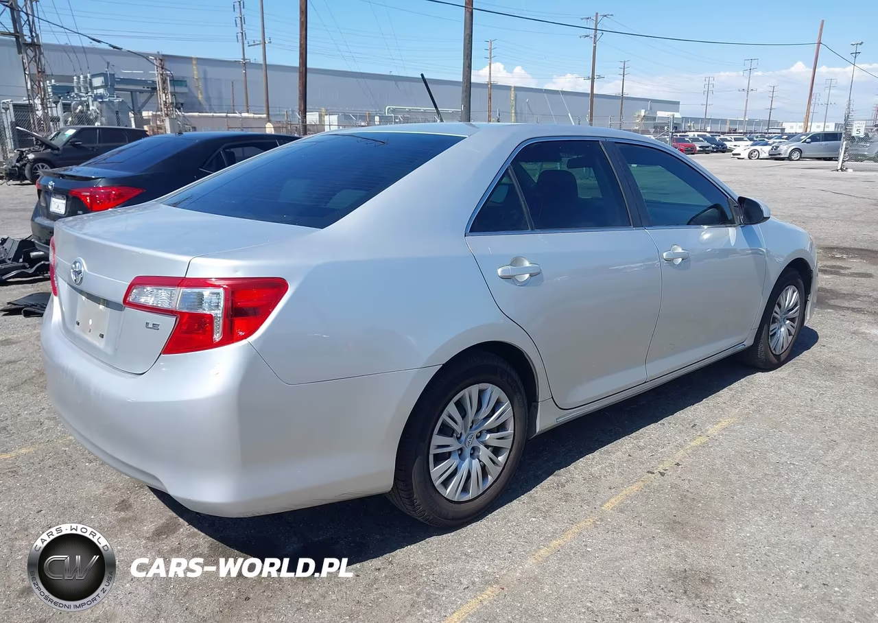 2012 Toyota Camry Le VIN:4T4BF1FK6CR249519 - 4
