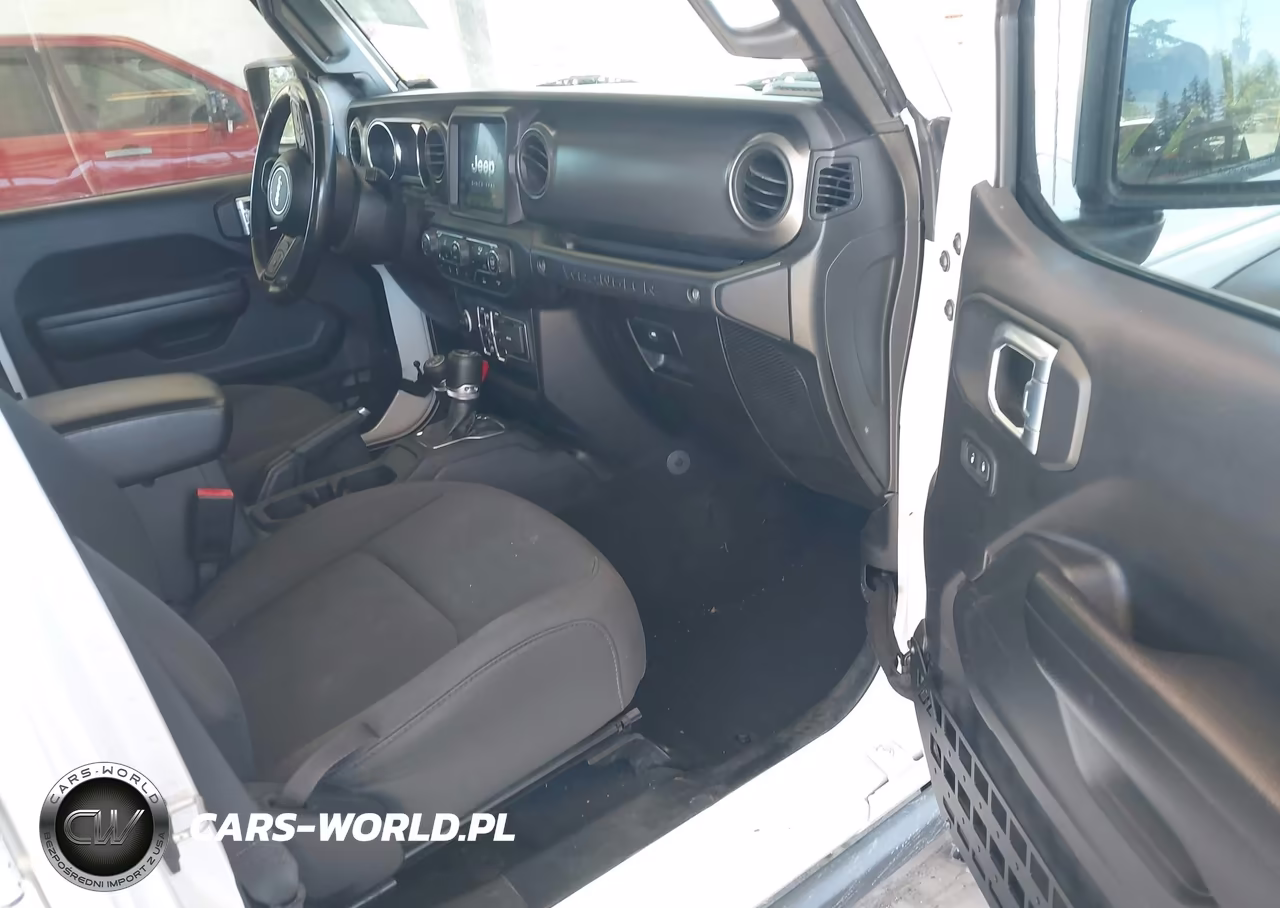 2021 Jeep Wrangler Unlimited Sport S 4X4 VIN:1C4HJXDM1MW823075 - 5