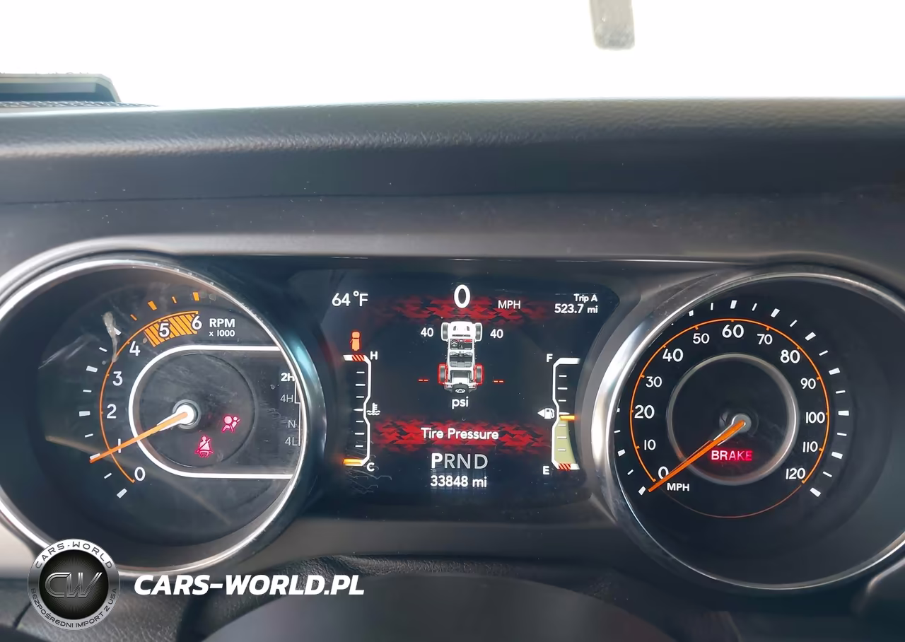2021 Jeep Wrangler Unlimited Sport S 4X4 VIN:1C4HJXDM1MW823075 - 7