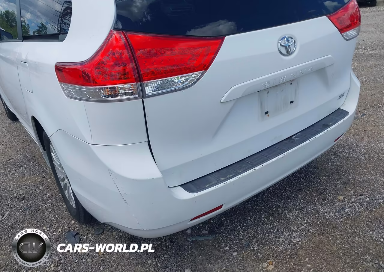 2011 Toyota Sienna Xle V6 VIN:5TDYK3DCXBS127969 - 6