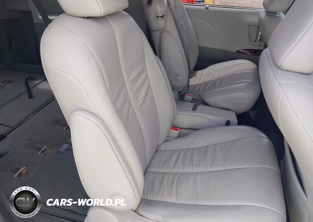 2011 Toyota Sienna Xle V6 VIN:5TDYK3DCXBS127969 - 8