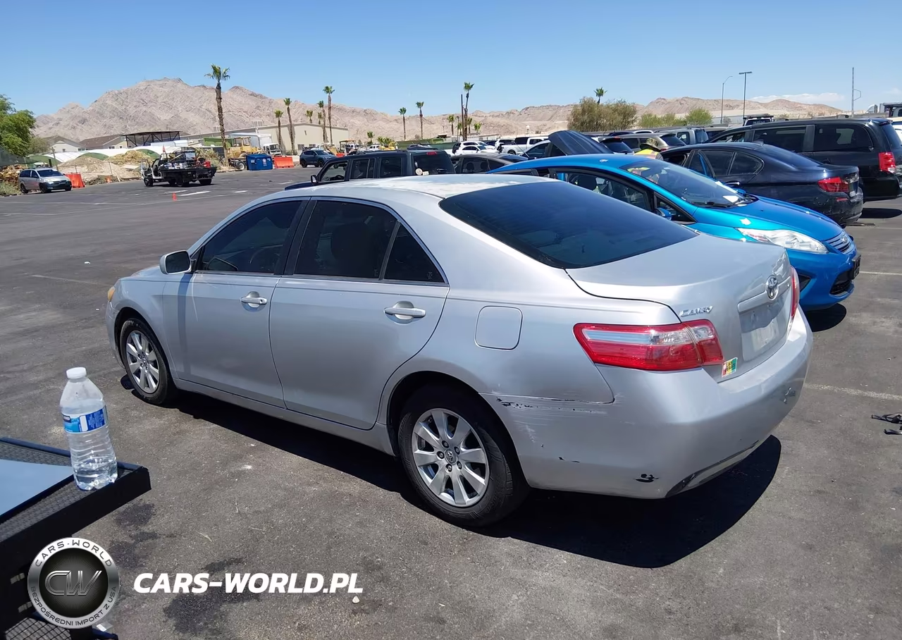 2007 Toyota Camry Xle VIN:JTNBE46K173103328 - 3