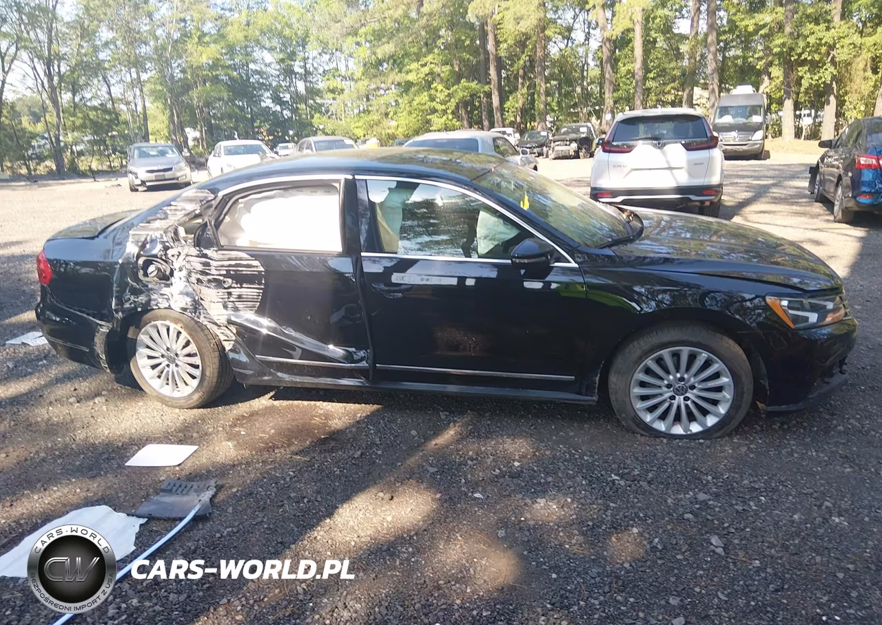 2016 Volkswagen Passat 1.8T Se VIN:1VWBT7A38GC014042 - 13