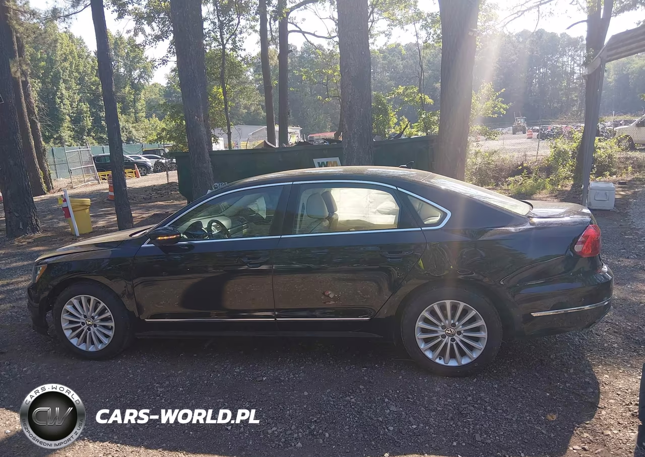 2016 Volkswagen Passat 1.8T Se VIN:1VWBT7A38GC014042 - 14