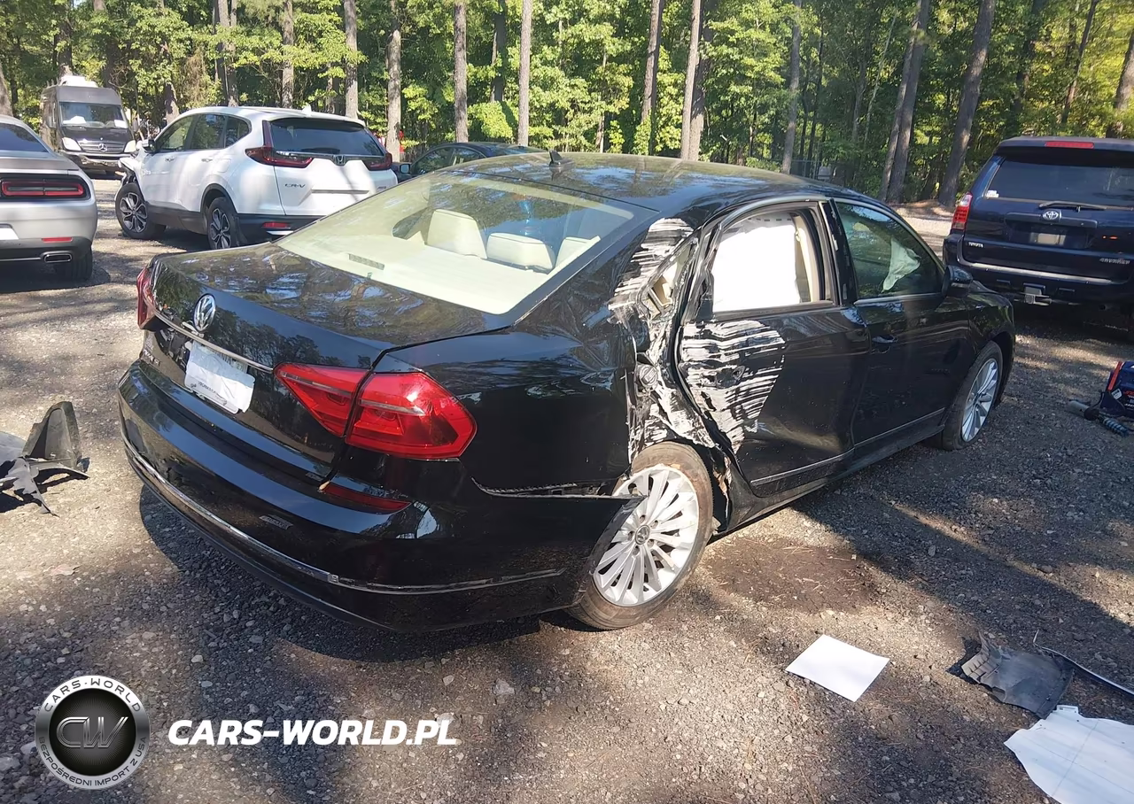2016 Volkswagen Passat 1.8T Se VIN:1VWBT7A38GC014042 - 4
