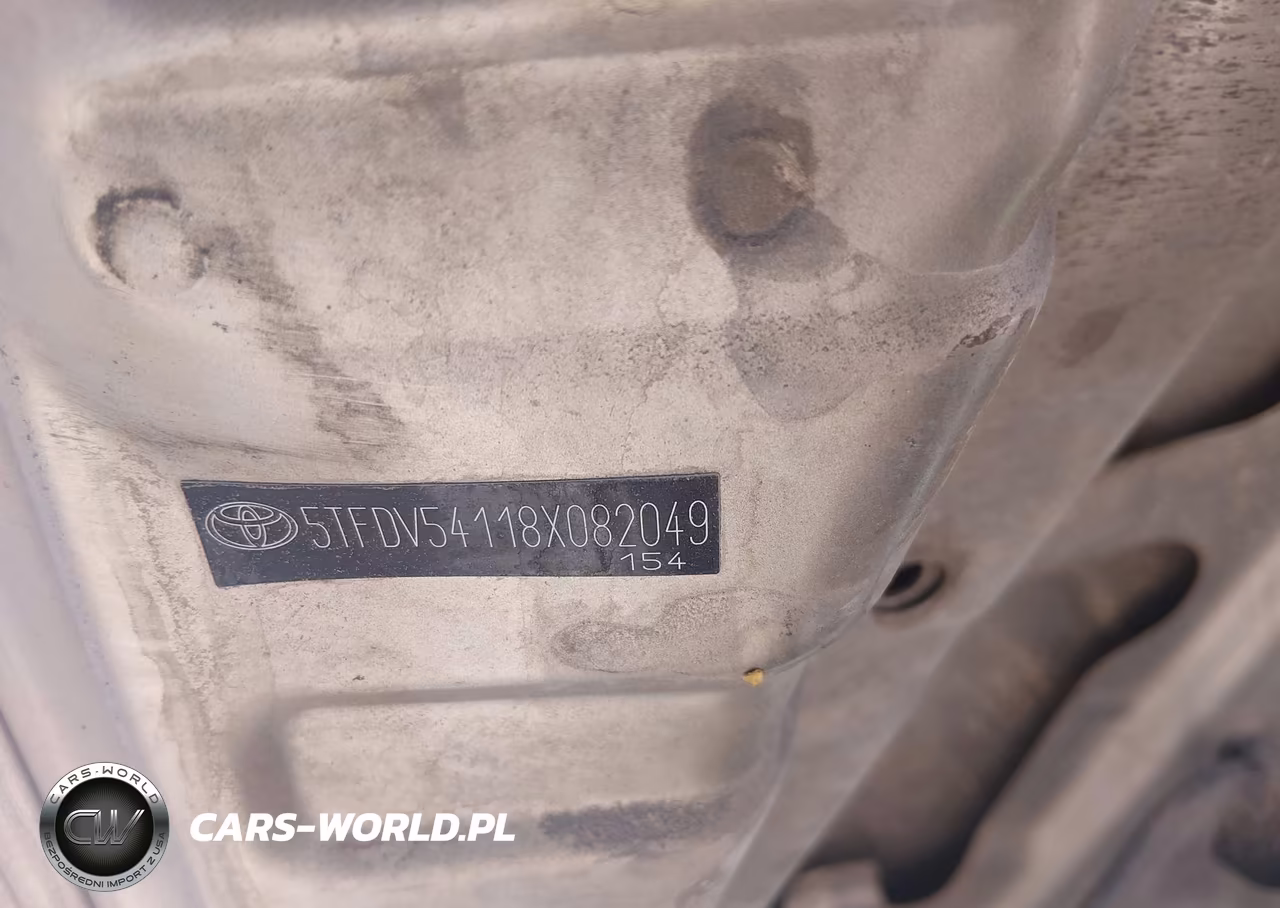 2008 Toyota Tundra Sr5 5.7L V8 VIN:5TFDV54118X082049 - 9