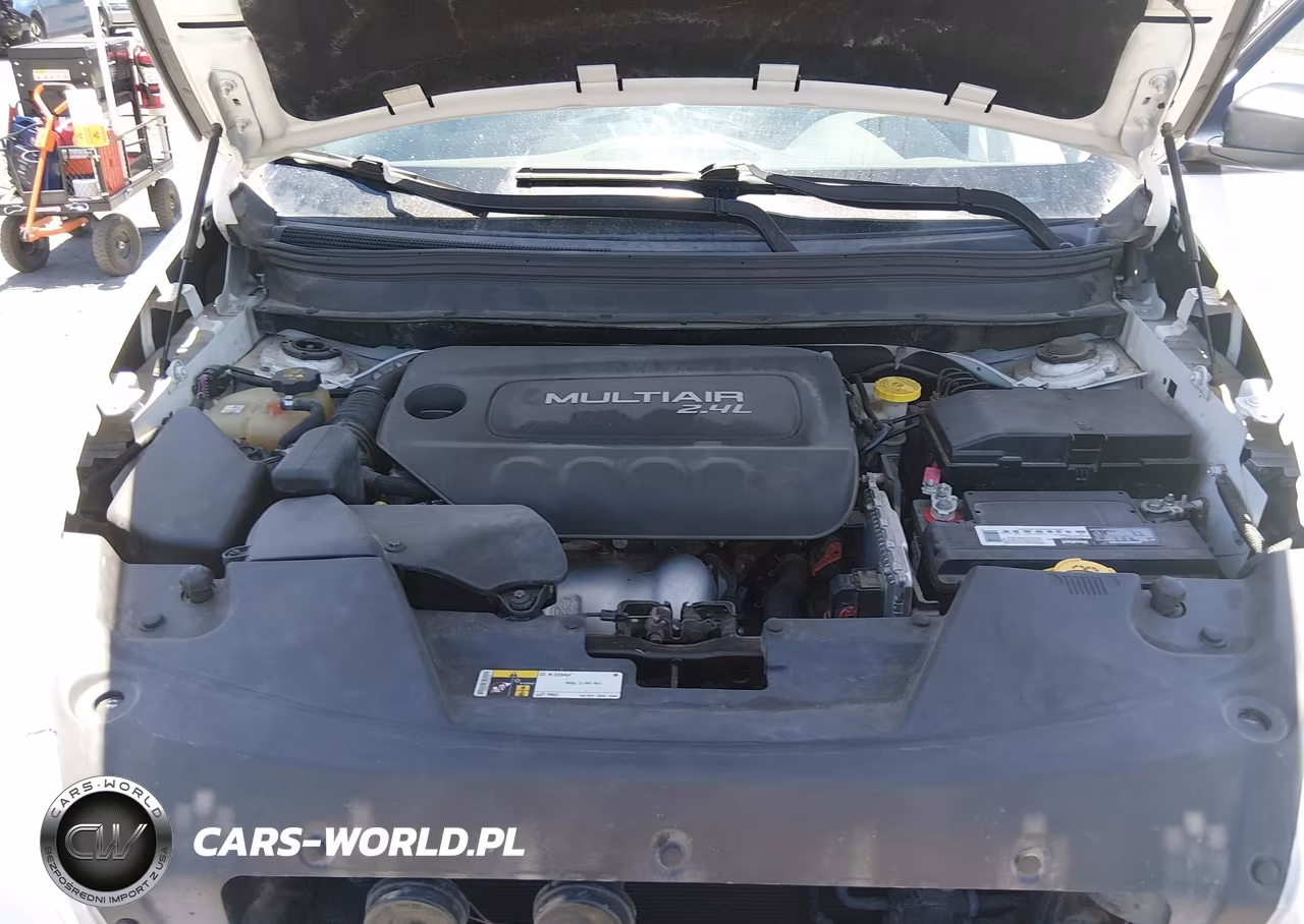 2016 Jeep Cherokee Sport VIN:1C4PJMAB3GW313960 - 10