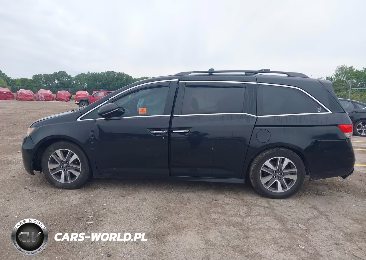 2015 Honda Odyssey Touring-Touring Elite VIN:5FNRL5H99FB039422 - 14