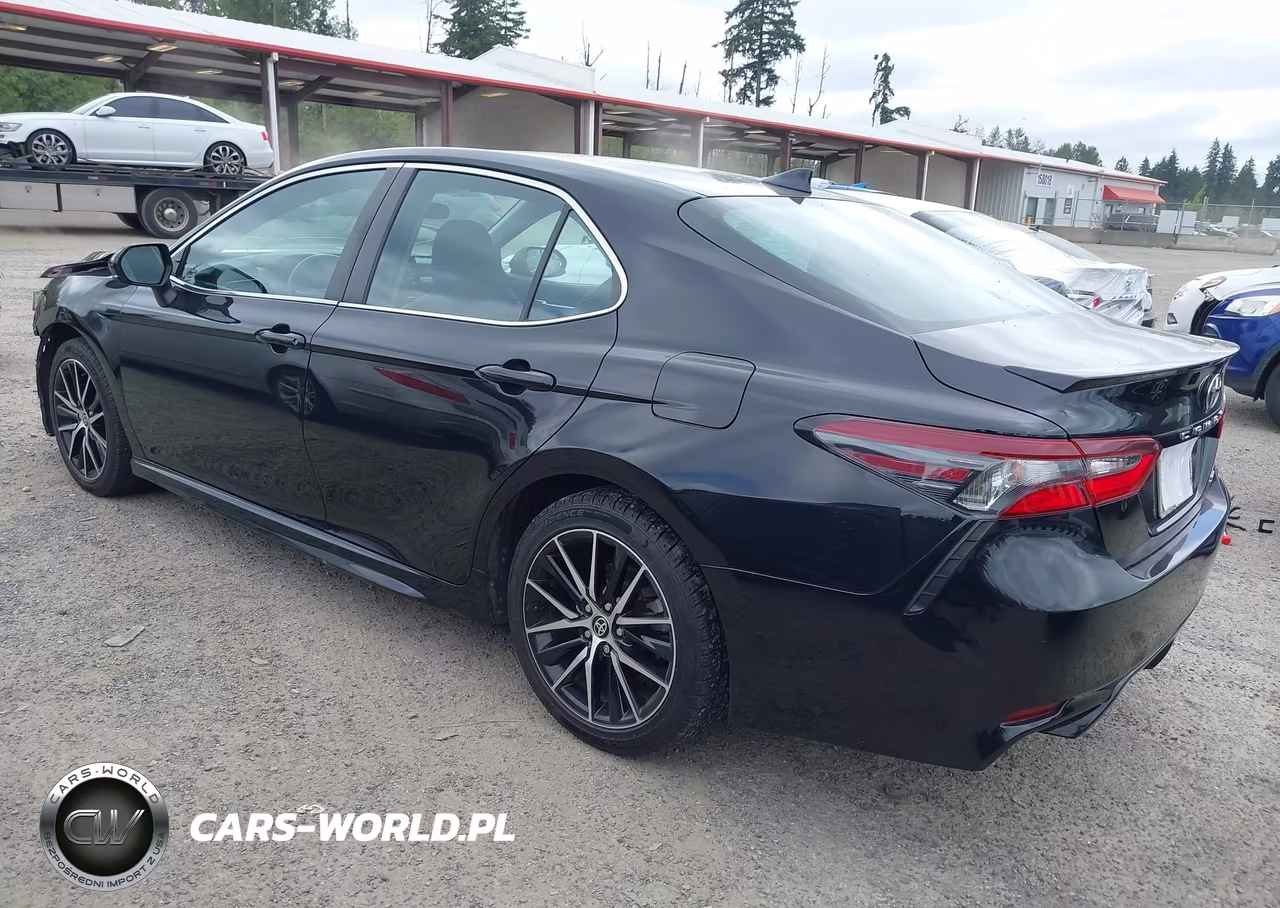 2021 Toyota Camry Se VIN:4T1G11AK1MU531669 - 3