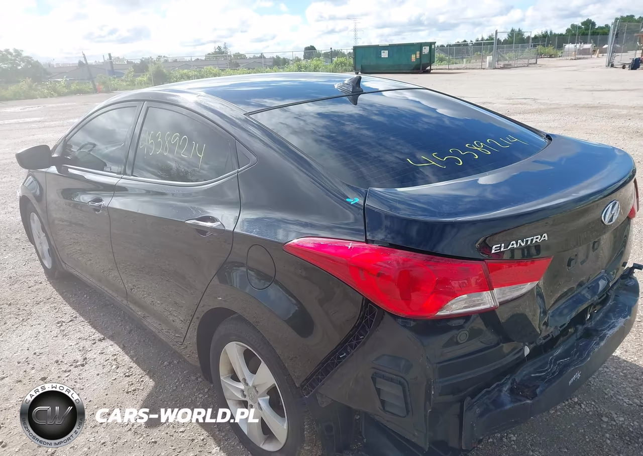 2013 Hyundai Elantra Gls VIN:5NPDH4AE9DH308045 - 3