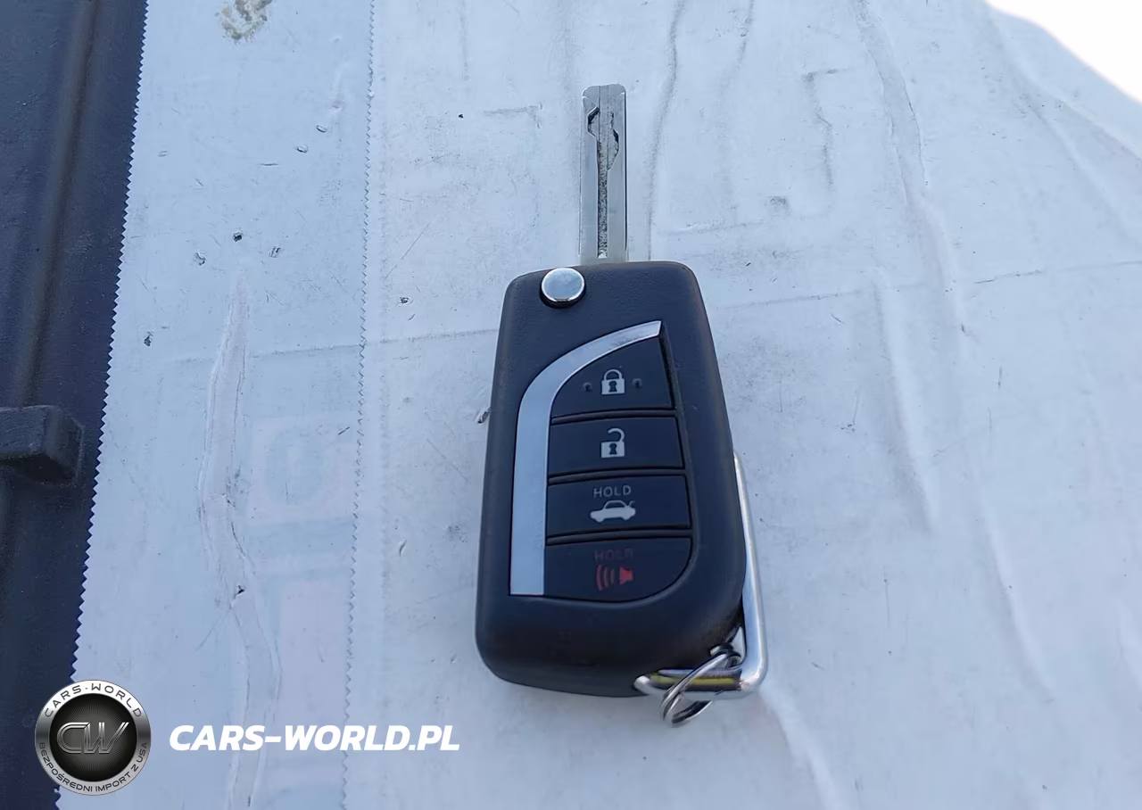 2018 Toyota Camry L-Le-Xle-Se-Xse VIN:4T1B11HK3JU135934 - 11