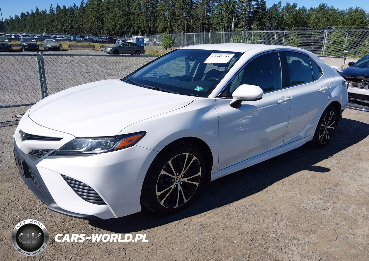 2018 Toyota Camry L-Le-Xle-Se-Xse VIN:4T1B11HK3JU135934 - 2