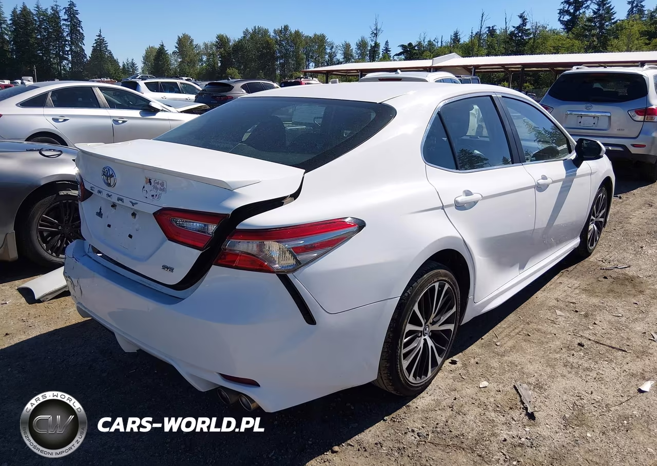 2018 Toyota Camry L-Le-Xle-Se-Xse VIN:4T1B11HK3JU135934 - 4