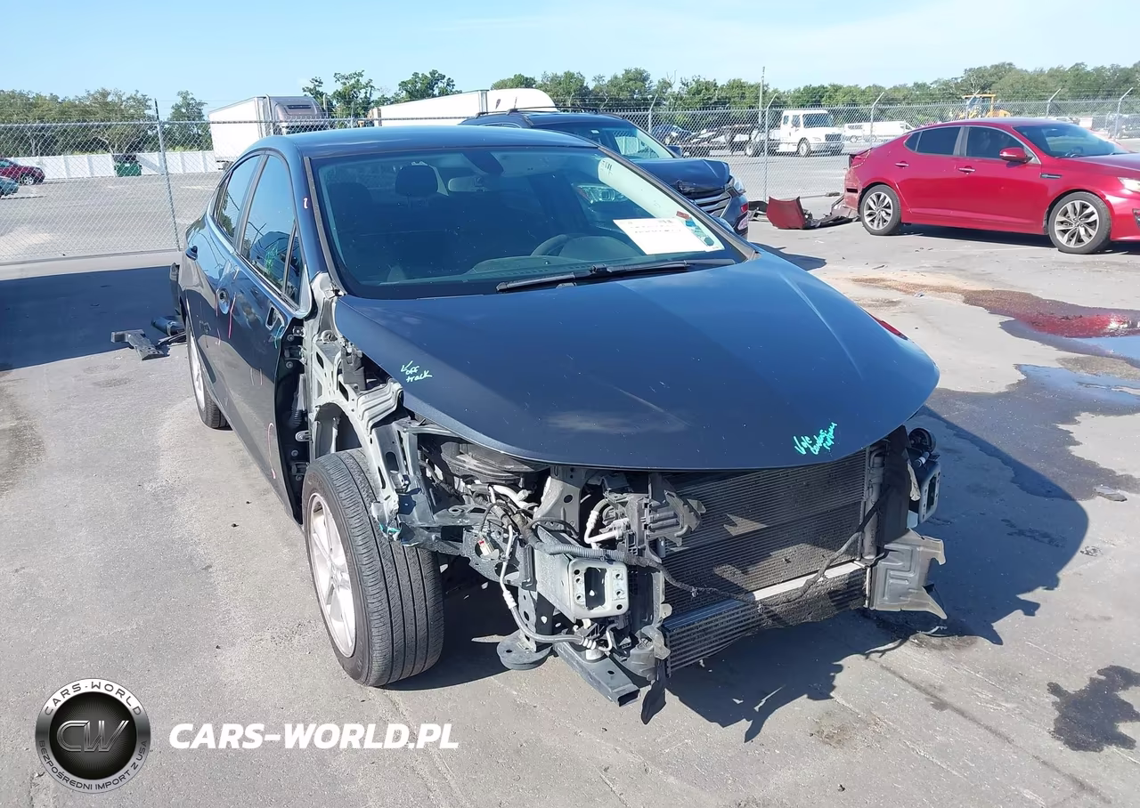 2018 Chevrolet Cruze Lt Auto – zdjęcie 1 z 21