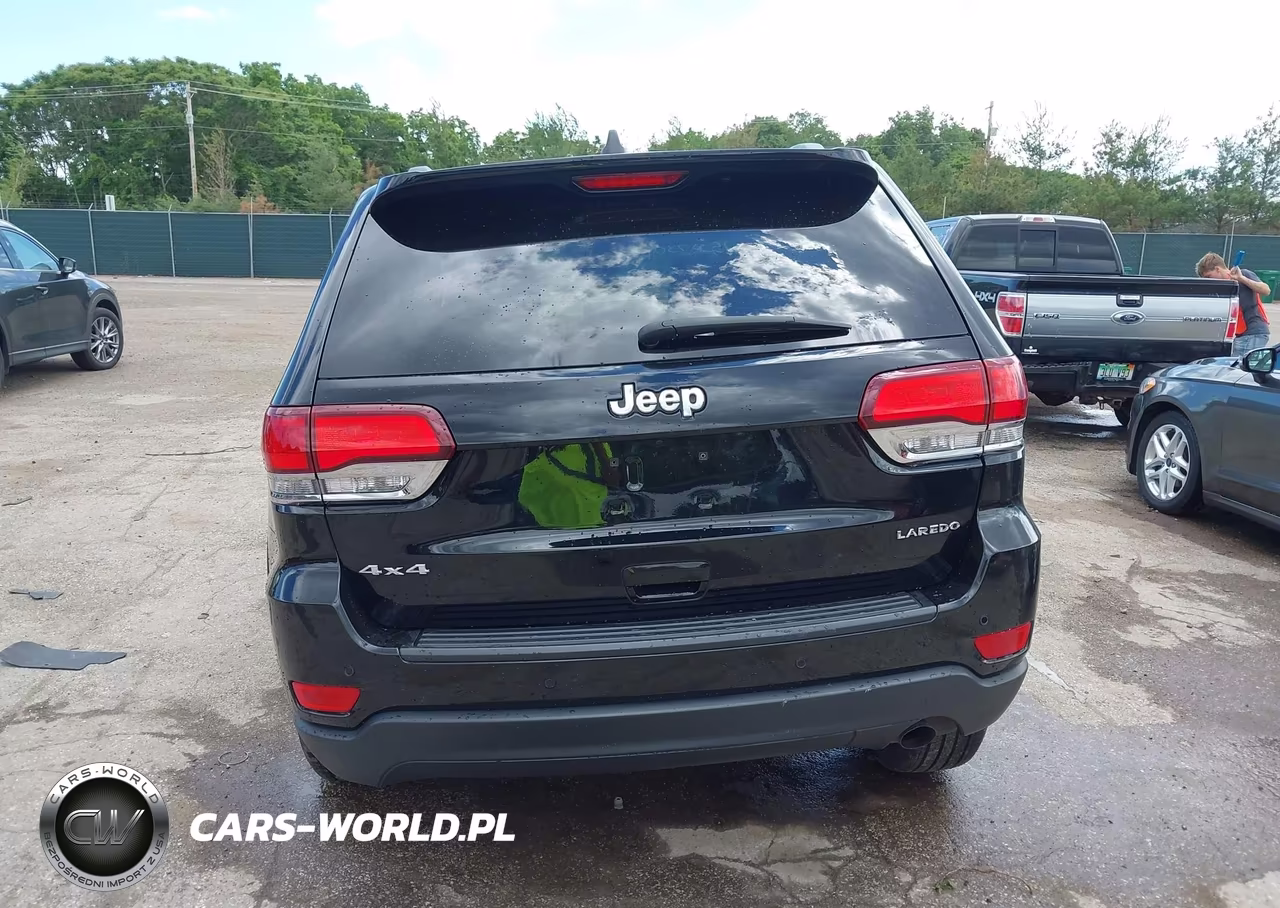 2020 Jeep Grand Cherokee Laredo E 4X4 VIN:1C4RJFAG4LC197213 - 16