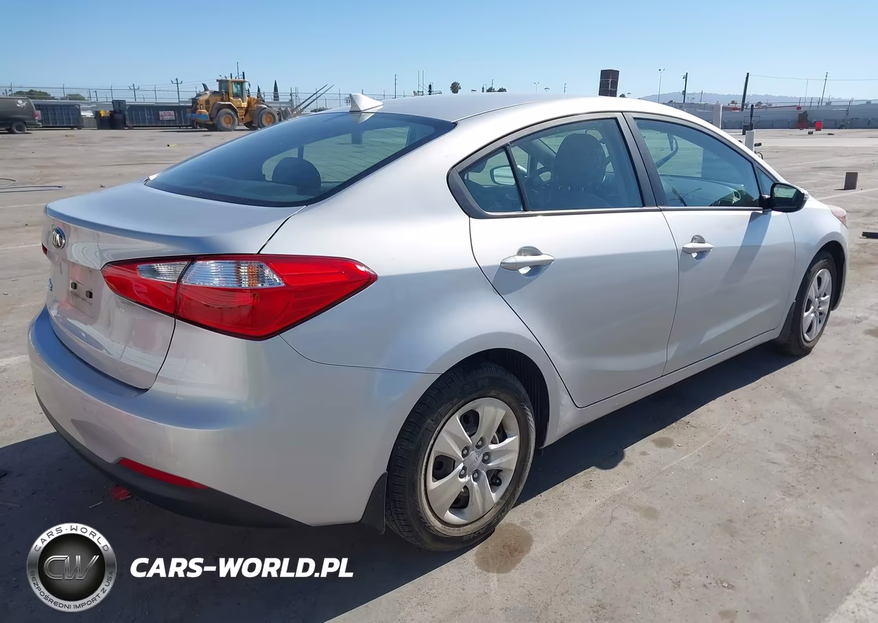 2016 Kia Forte Lx VIN:KNAFX4A61G5498946 - 4