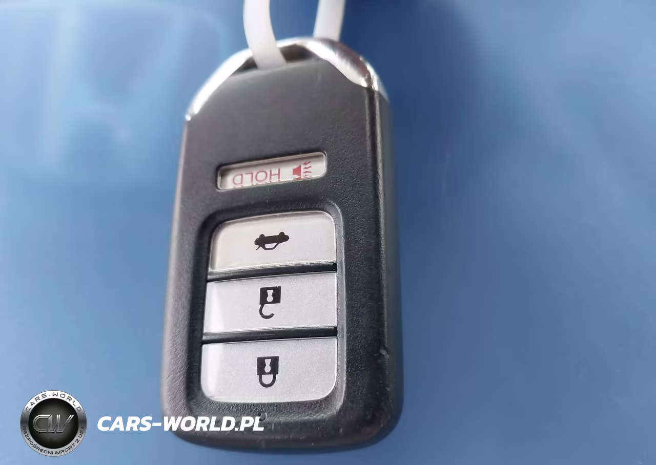 2015 Honda Accord Hybrid VIN:1HGCR6F32FA010749 - 11