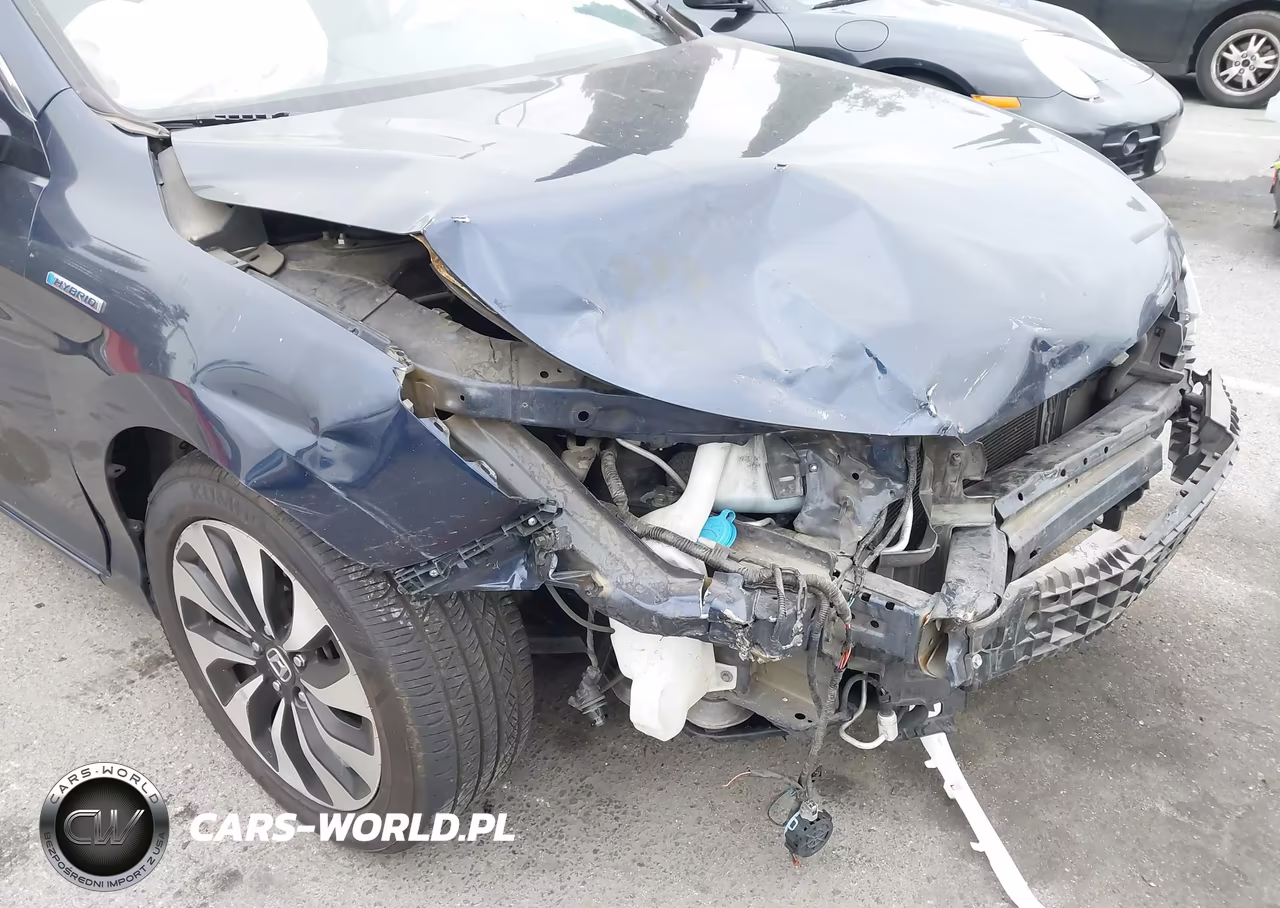2015 Honda Accord Hybrid VIN:1HGCR6F32FA010749 - 14