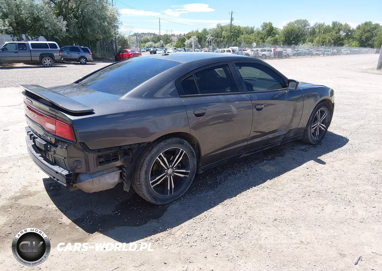 2013 Dodge Charger Sxt VIN:2C3CDXJG8DH608151 - 4